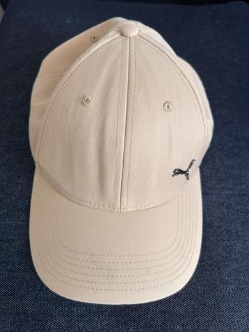 Puma Pet Metalen pin met Puma Cat-logo Kleur Zand Als nieuw beschikbaar voor biedingen