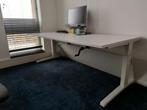 Groot bureau, in hoogte verstelbaar, Huis en Inrichting, Bureaus, Ophalen, In hoogte verstelbaar, Zo goed als nieuw, Bureau