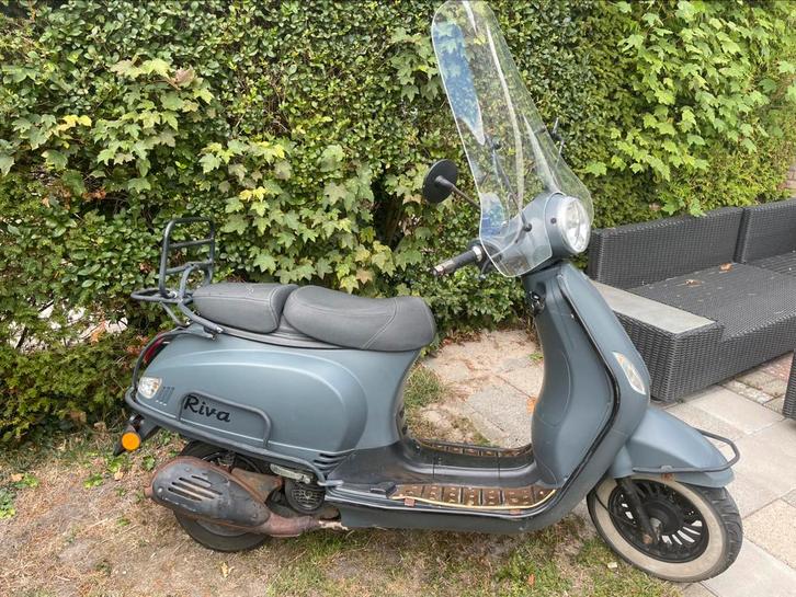 BTC Riva LX Luxury scooter, Fietsen en Brommers, Brommeronderdelen | Scooters, Zo goed als nieuw, Ophalen