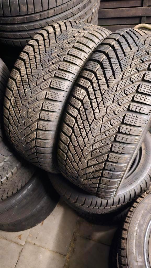 225 40 18 Pirelli Cinturato winter 2 zgan winterbanden, Auto-onderdelen, Banden en Velgen, Band(en), Winterbanden, 18 inch, 225 mm