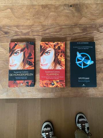 Luisterboeken van de hongerspelen trilogie beschikbaar voor biedingen