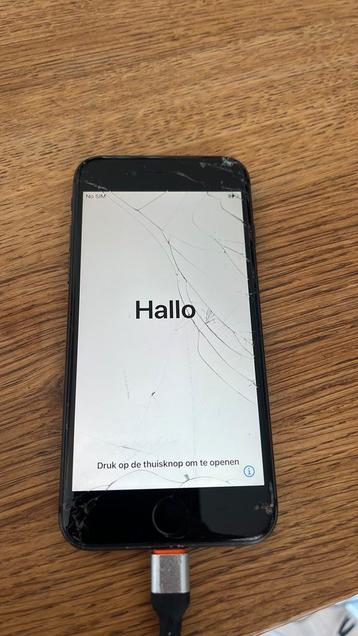 iPhone 8 - 64GB - Zwart - Works perfect - Screen Broke beschikbaar voor biedingen