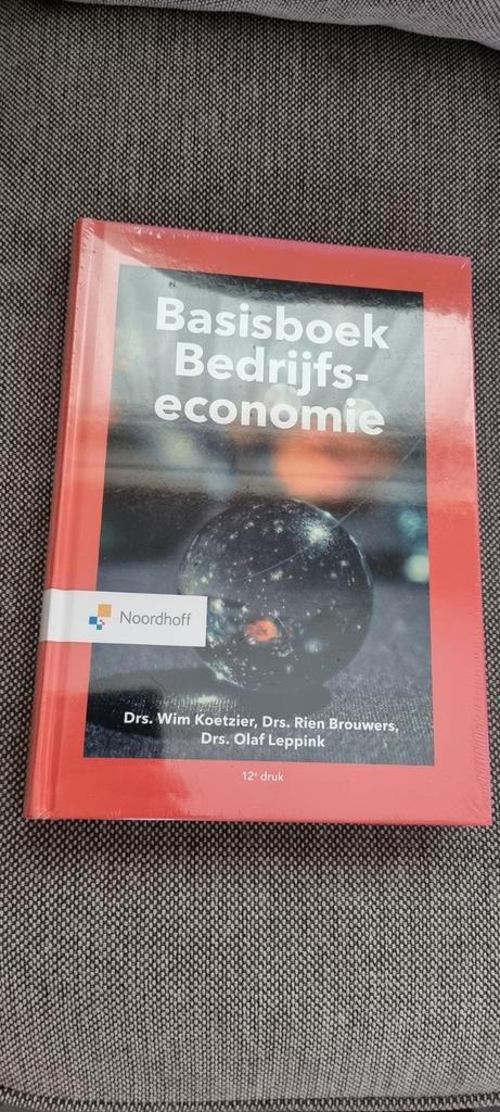 M.P. Brouwers - Basisboek bedrijfseconomie. NIEUW ! Bieden, Boeken, Economie, Management en Marketing, Nieuw, Management, Ophalen of Verzenden