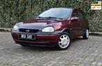Opel Corsa 1.4i CDX Automaat NW APK 5Deurs NW Distributie Wa, Auto's, 450 kg, Gebruikt, 4 cilinders, 60 pk