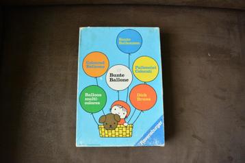bonte ballonnen en dick bruna domino beschikbaar voor biedingen