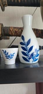 Gekkeikan Sake Set - Japans Porselein, Ophalen of Verzenden, Zo goed als nieuw, Overige stijlen, Kop(pen) en/of Schotel(s)