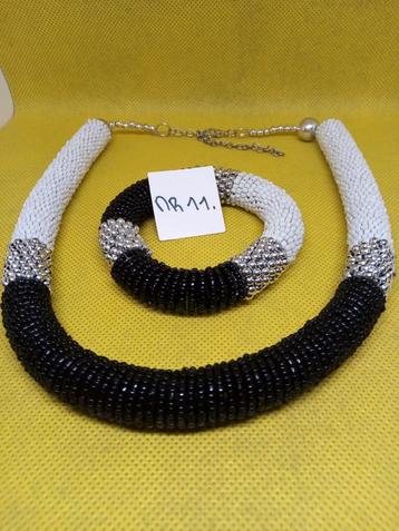 Ketting en armband samen  beschikbaar voor biedingen