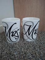 Riviera Maison Mokken Set - Mr & Mrs, Huis en Inrichting, Keramiek, Ophalen of Verzenden, Zo goed als nieuw, Overige stijlen