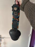 Antieke Koeienbel met Riem - Uniek Stuk Bel, Antiek en Kunst, Ophalen of Verzenden