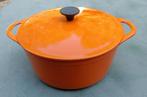 LE CREUSET COUSANCES gietijzer pan rond 24 cm oranje (G54), Keramische plaat, Koekenpan of Braadpan, Gebruikt, Ophalen of Verzenden