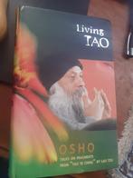 Osho  Living Tao Lao Tzu, Ophalen of Verzenden, Zo goed als nieuw, Overige onderwerpen, Overige typen