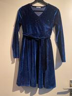 Blauw velourse feestelijke jurk met glitters., Kinderen en Baby's, Kinderkleding | Maat 146, Ophalen of Verzenden, Zo goed als nieuw