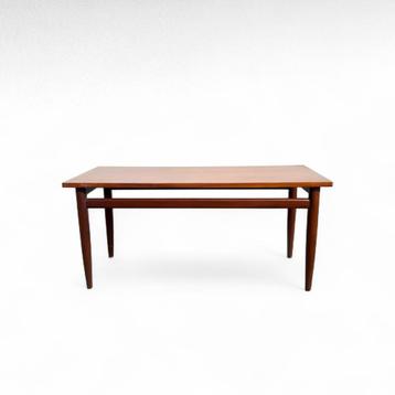 Mid-Century Salontafel Teakhoutfineer Blad, Massief Teakhout beschikbaar voor biedingen