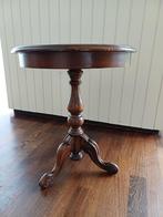 Houten bijzettafeltje in klassieke stijl, Ophalen, Minder dan 55 cm, Gebruikt, Klassiek