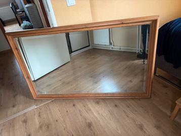 Massief grenen spiegel beschikbaar voor biedingen