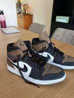 Nike Jordan Sneakers Maat 43, Kleding | Heren, Schoenen, Ophalen of Verzenden, Zo goed als nieuw, Bruin, Sneakers of Gympen