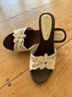 slippers - wit - maat 36 - ZGAN!, Slippers, Wit, Ophalen of Verzenden, Zo goed als nieuw