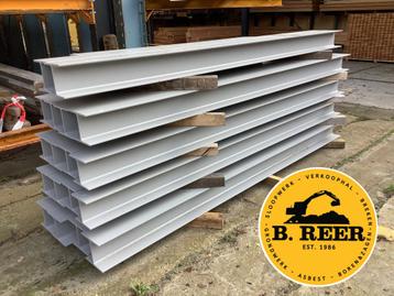 HE-A ijzeren balken beschikbaar voor biedingen