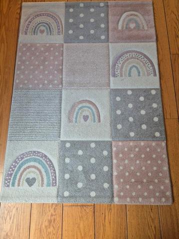 Pastel kids vloerkleed regenboog beschikbaar voor biedingen
