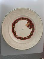Wedgewood Kerst Etagère, Huis en Inrichting, Keuken | Servies, Ophalen of Verzenden, Aardewerk, Wedgwood, Bord(en)