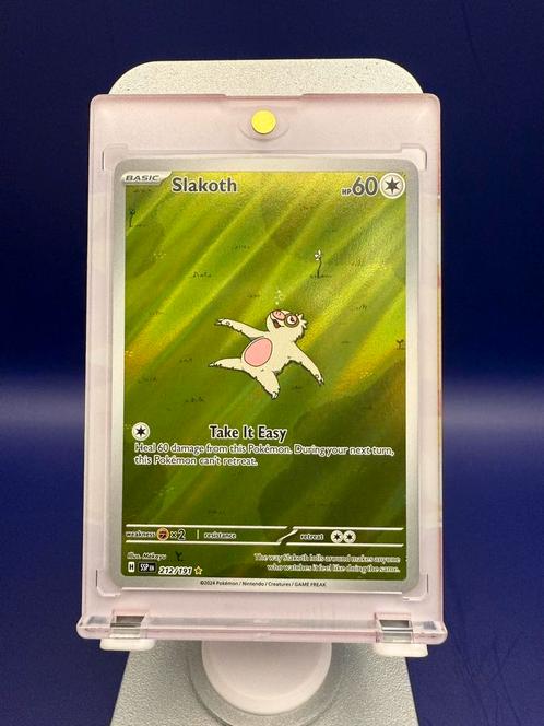 Slakoth 212/191 Holo - Scarlet & Violet 151, Hobby en Vrije tijd, Verzamelkaartspellen | Pokémon, Zo goed als nieuw, Losse kaart