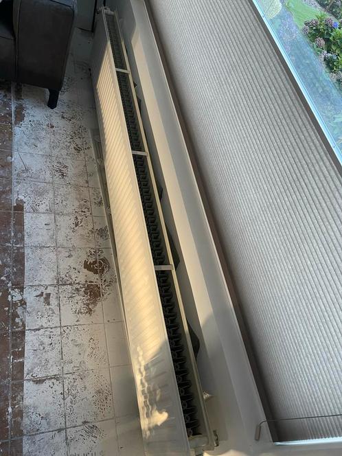 Radiator 240x40 Dubbel - Gebruikt, Doe-het-zelf en Verbouw, Verwarming en Radiatoren, Gebruikt, Radiator, 150 cm of meer, Ophalen
