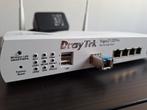 Draytek Vigor 2132FVn glasvezel retour, Computers en Software, Routers en Modems, Ophalen of Verzenden, Zo goed als nieuw, Router