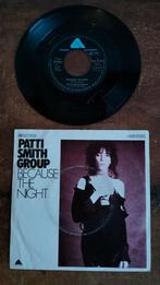 Patti Smith - Because the Night 7" Vinyl, Ophalen of Verzenden, Gebruikt, Overige formaten