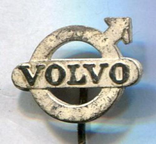 VOLVO zilverkleurig vrachtwagen speldje ( D_072 ), Verzamelen, Speldjes, Pins en Buttons, Zo goed als nieuw, Speldje of Pin, Transport