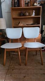 2 leuke en hippe vintage stoelen/tijdloze retro stoelen, Ophalen, Huis en Inrichting