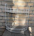 Brocante wit metalen badkamerrekje - draadrekje - rekje, Huis en Inrichting, Badkamer | Badkamermeubels, Minder dan 50 cm, Gebruikt