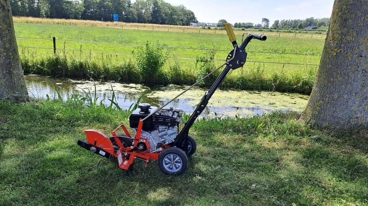 Ariens kantensnijder., Tuin en Terras, Hand-tuingereedschap, Zo goed als nieuw, Ophalen of Verzenden