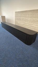 Organisch tv meubel - Deer Brown - Hangend - 280cm, Huis en Inrichting, Kasten | Televisiemeubels, Ophalen, Eikenhout, Nieuw, 200 cm of meer