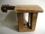 Originele oude Afrikaanse Mossi stool kruk Burkina Faso hout, Ophalen of Verzenden