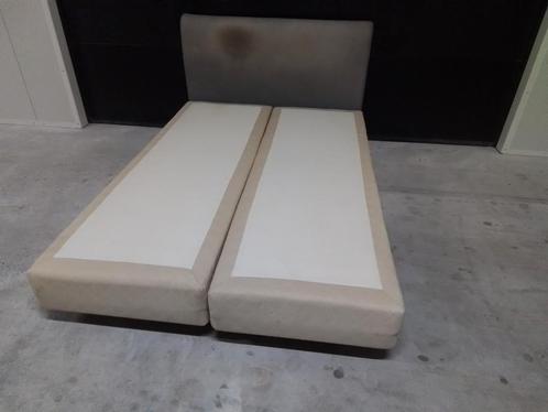 Boxspring 140 x 200 cm, Huis en Inrichting, Slaapkamer | Boxsprings, Gebruikt, 140 cm, 200 cm, Tweepersoons, Crème, Ophalen of Verzenden