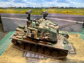 M 247 SGT YORK schaal 1/35 gebouwd beschikbaar voor biedingen