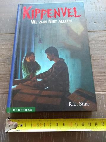 R.L. Stine - We zijn niet alleen