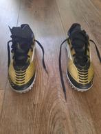Voetbal schoenen, Ophalen, Maat XS of kleiner, Schoenen, Zo goed als nieuw