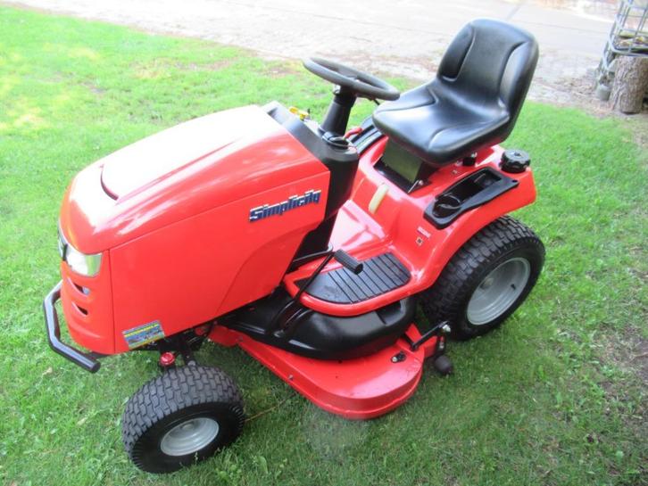 simplicity SLT250 zitmaaier 2 cylinder briggs en stratton, Tuin en Terras, Zitmaaiers, Zo goed als nieuw, 120 cm of meer, Elektrische starter