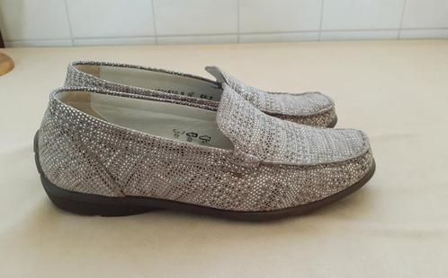 Waldlaufer. Leren loafer. Beige. Mt. 6,5 (40) H, Kleding | Dames, Schoenen, Gedragen, Sneakers of Gympen, Beige, Ophalen of Verzenden