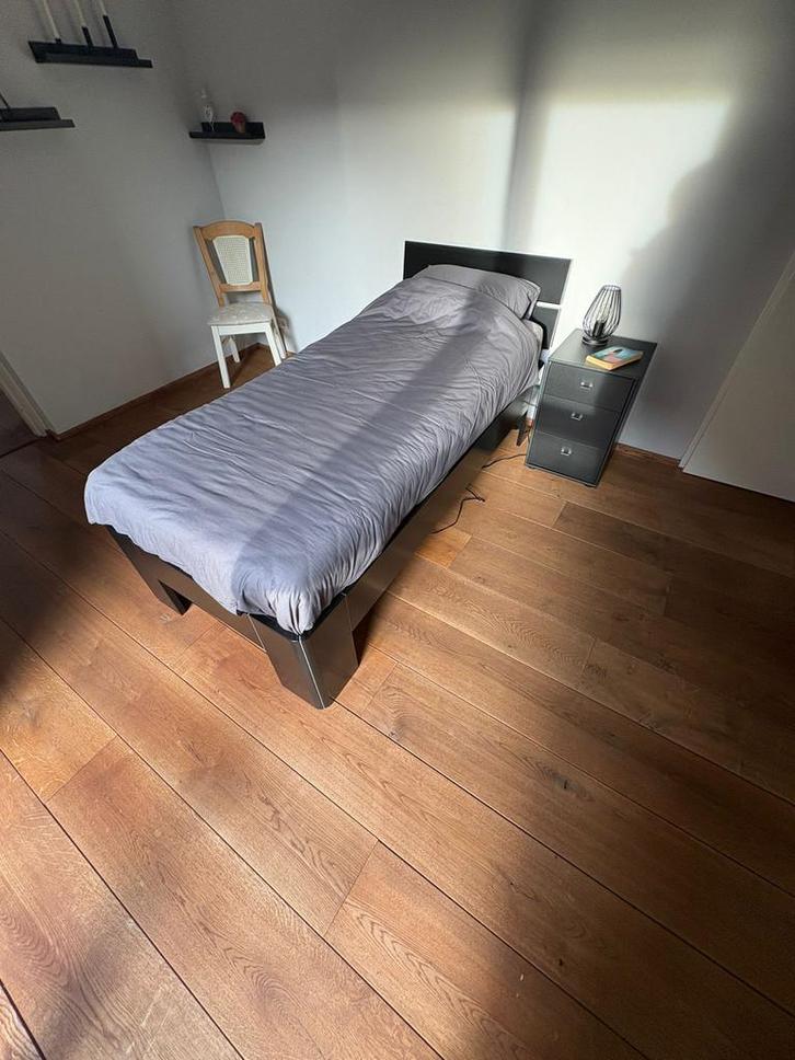 Elektrisch verstelbaar 1-persoons senioren bed, Huis en Inrichting, Slaapkamer | Bedden, Gebruikt, Eenpersoons, 90 cm, 200 cm