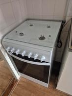 Gasfornuis met oven zsm weg, Witgoed en Apparatuur, Fornuizen, Ophalen, 4 kookzones, Zo goed als nieuw, Gas