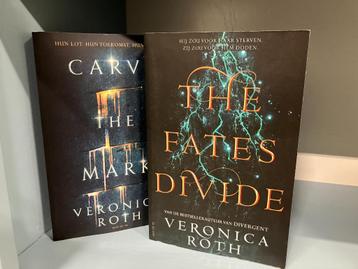 Veronica Roth - Carve the mark - 2 boeken beschikbaar voor biedingen