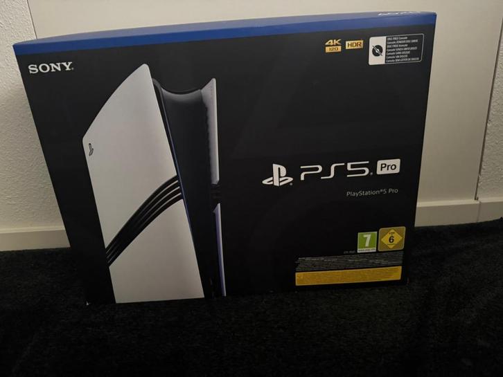 Playstation 5 pro + 2TB SSD, controller, lader, stand & doos, Spelcomputers en Games, Spelcomputers | Sony PlayStation 5, Zo goed als nieuw