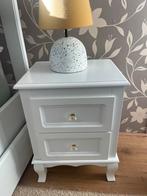 2x Witte Nachtkastjes met Lades, Huis en Inrichting, Ophalen, Minder dan 45 cm, Zo goed als nieuw, Minder dan 55 cm