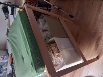 Commode Ikea beschikbaar voor biedingen