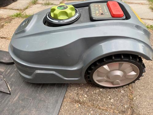 Robotgrasmaaier Central Park – Defect, Tuin en Terras, Robotmaaiers, Gebruikt, Ophalen of Verzenden