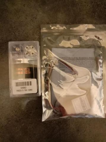 Nieuwe turnigy brushless set up vliegtuig zie omschrijving  beschikbaar voor biedingen