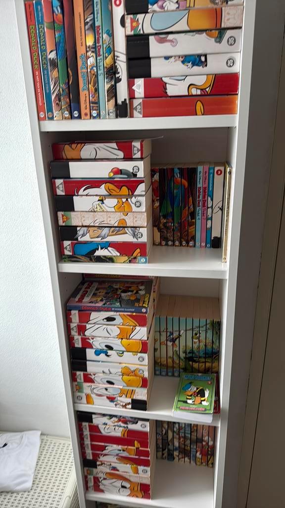 Donald duck collectie (pockets, bladen, etc.), Huis en Inrichting, Kasten | Boekenkasten, Zo goed als nieuw, Minder dan 100 cm