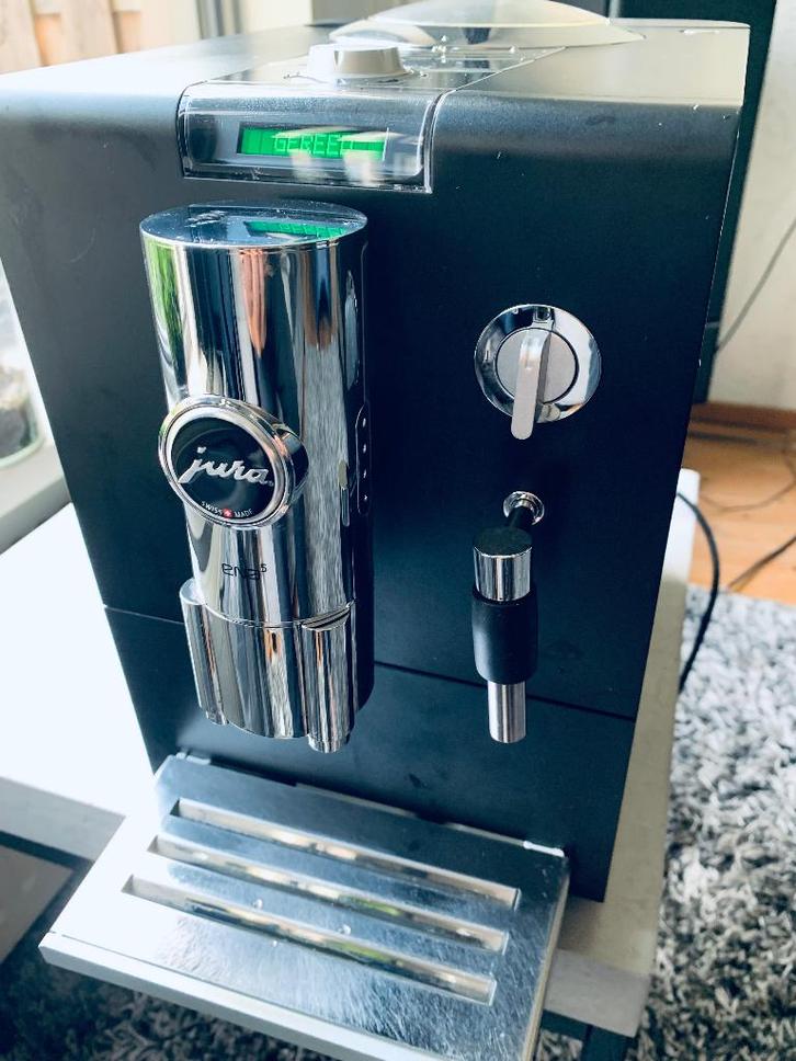 Prachtige Jura ena 5 full black + een grote onderhoudsbeurt, Witgoed en Apparatuur, Koffiezetapparaten, Zo goed als nieuw, Koffiemachine